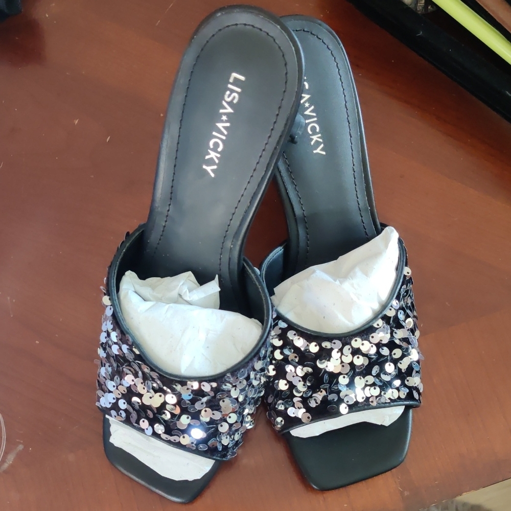 NWB Size 8 Black Sequin Women's Shoes